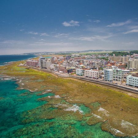 Hotel Okinawa Ocean Front Chatan Esterno foto