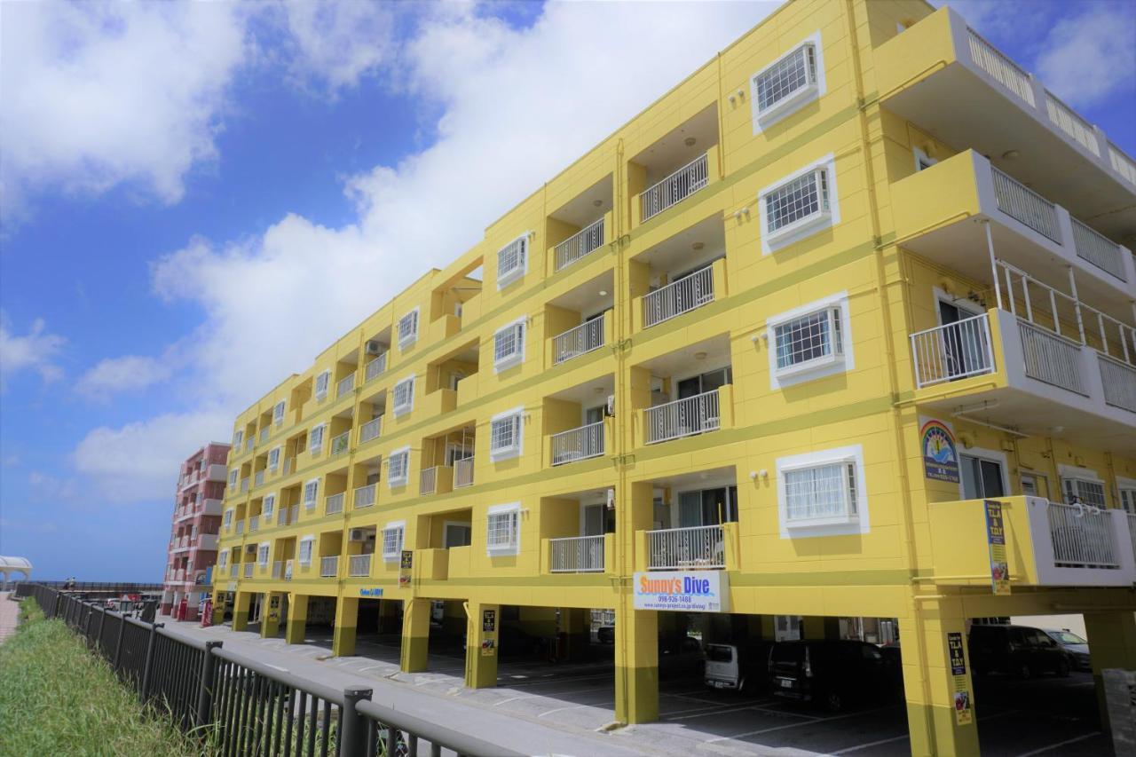 Hotel Okinawa Ocean Front Chatan Esterno foto