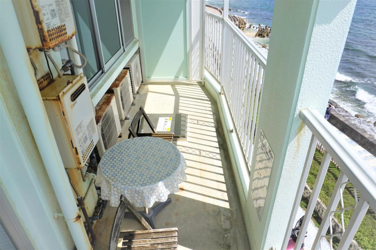 Hotel Okinawa Ocean Front Chatan Esterno foto