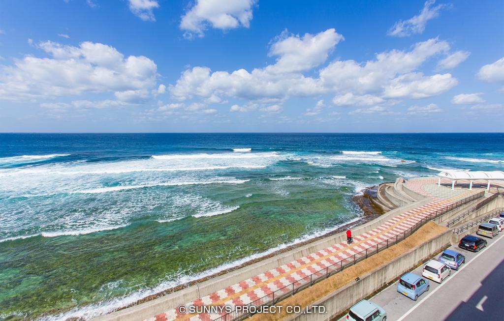 Hotel Okinawa Ocean Front Chatan Esterno foto
